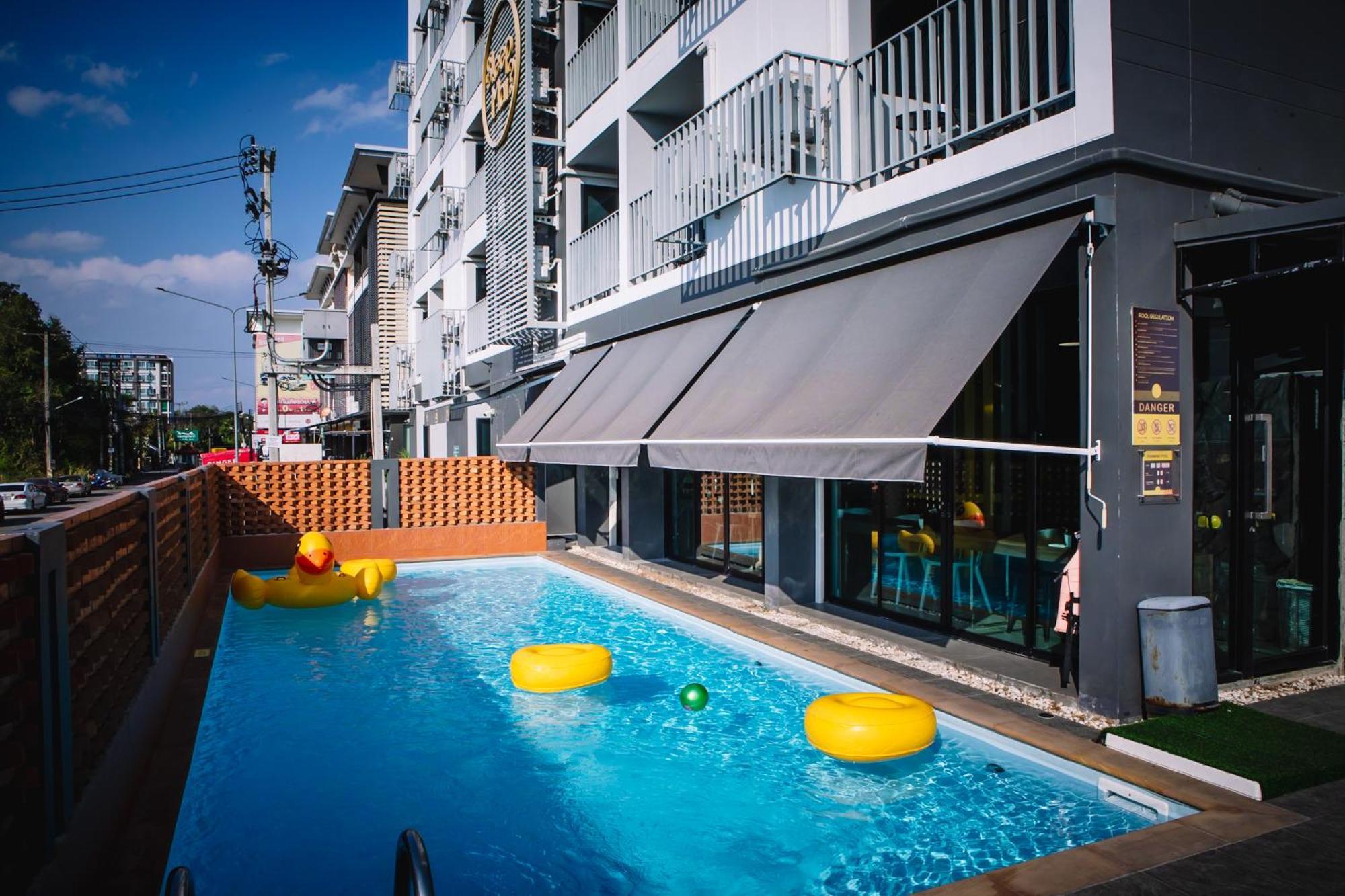 Sleep Mai Chiang Mai Airport Lifestyle Hotel מראה חיצוני תמונה